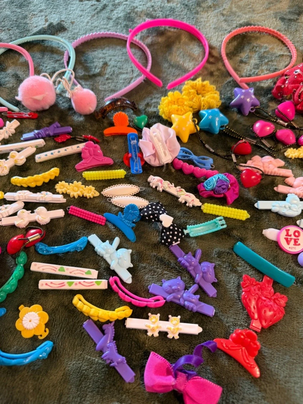 Vintage Girls Hair Barrettes Lot Group 50+